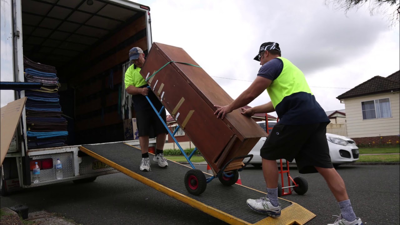 Loading and Unloading Assistance for Easy Moving